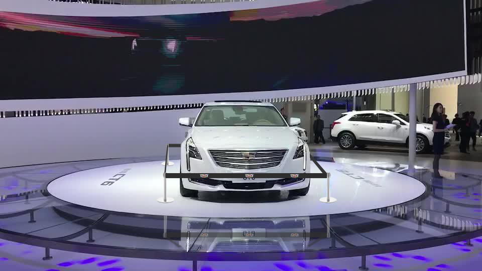 car exhibit with the queuepro mini 250 extra